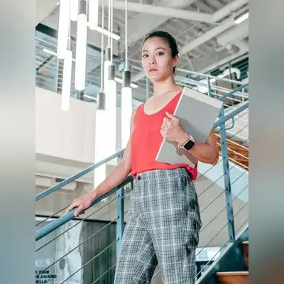 屈霜莲